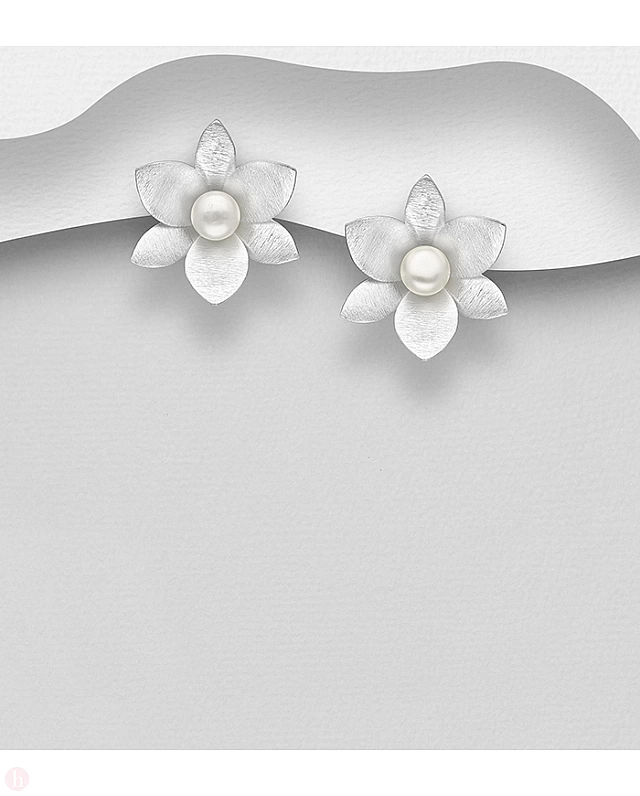 Cercei din argint model floare cu perle de cultura