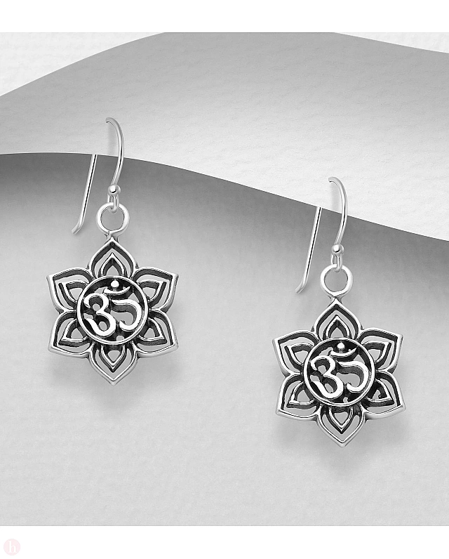 Cercei din argint cu Lotus si simbolul OM