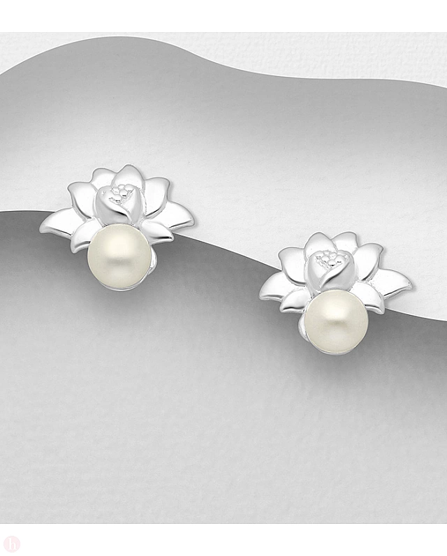 Cercei mici din argint cu floare de lotus si perla