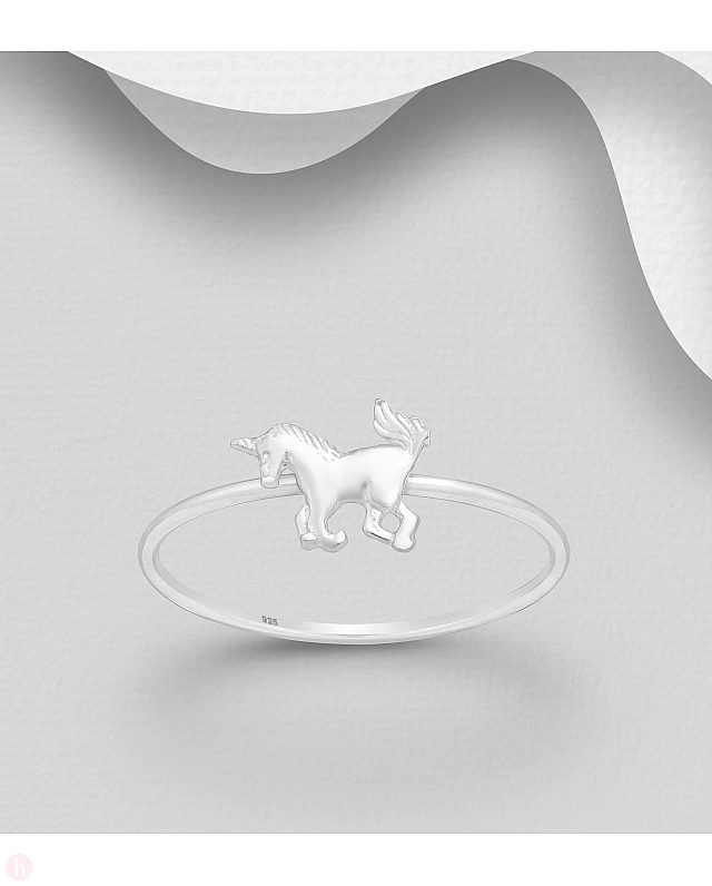 Inel din argint cu unicorn