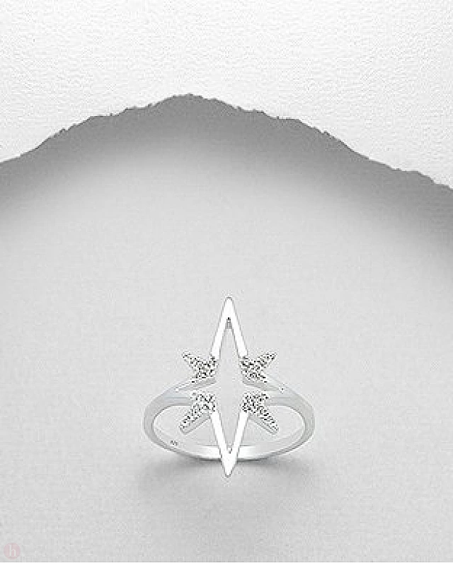 Inel din argint model stea decorata cu cristale albe